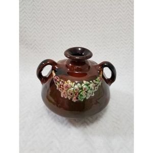 PETERS AND REED POTTERY STANDARD GLAZE GRAPE LION HANDLED JUG - READ DESCRIPTION